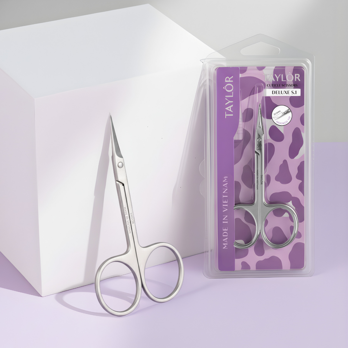 מספריים למניקור