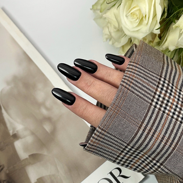 Taylor TRUE BLACK 1