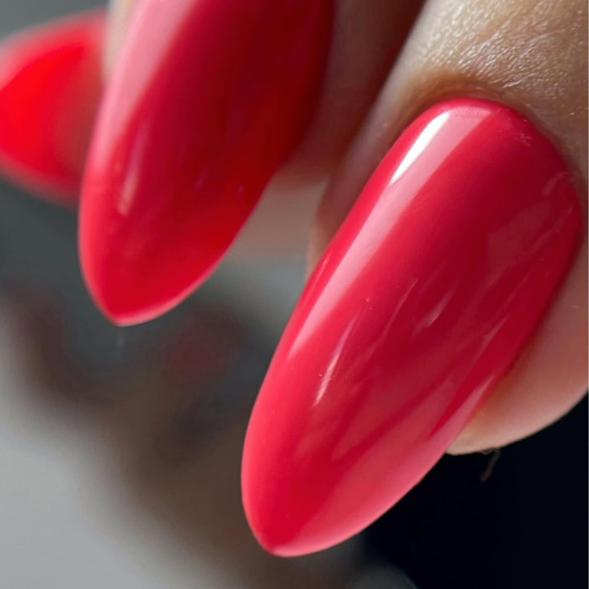 Taylor STRAWBERRY PINK